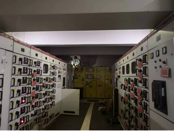 配电房安装现场 配电房安装现场