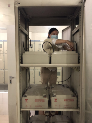 12V-65AH蓄电池 12V-65AH蓄电池