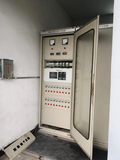 直流屏改造安装新面板和模块 直流屏改造安装新面板和模块